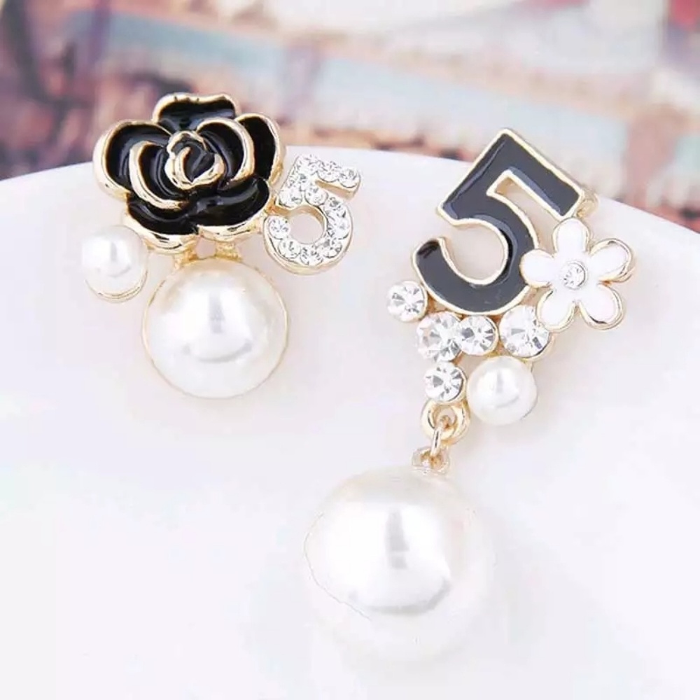 Pearl number 5 luxury jewerly earrings